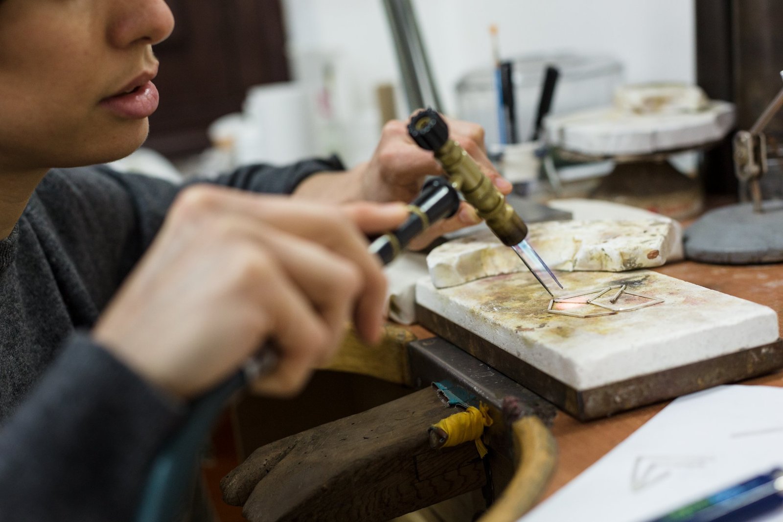 EVYENIA TZORTZI ARTISTA JOYERA